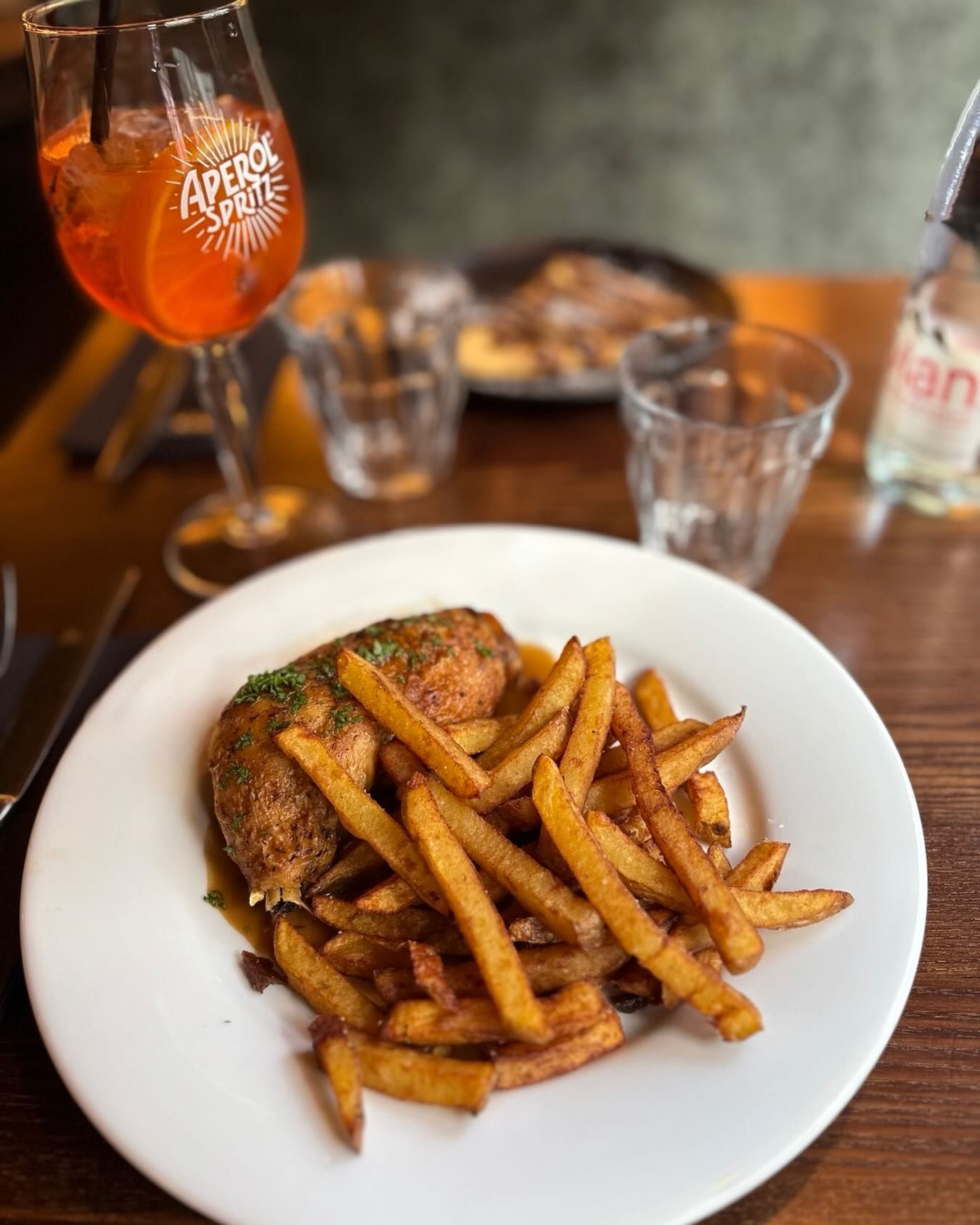 Une pièce du boucher préparée chez August, bistrot place Saint-Marc à Rouen